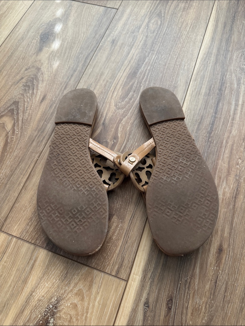 Tory Burch Miller Patent Sandal - Picture 4 of 6